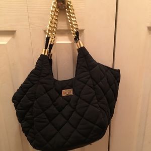Veita black purse
